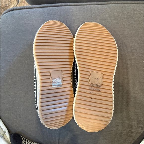 Dolce Vita Women’s Dolen Sneakers Black & White Woven Platform Size 8.5 - Picture 8 of 12